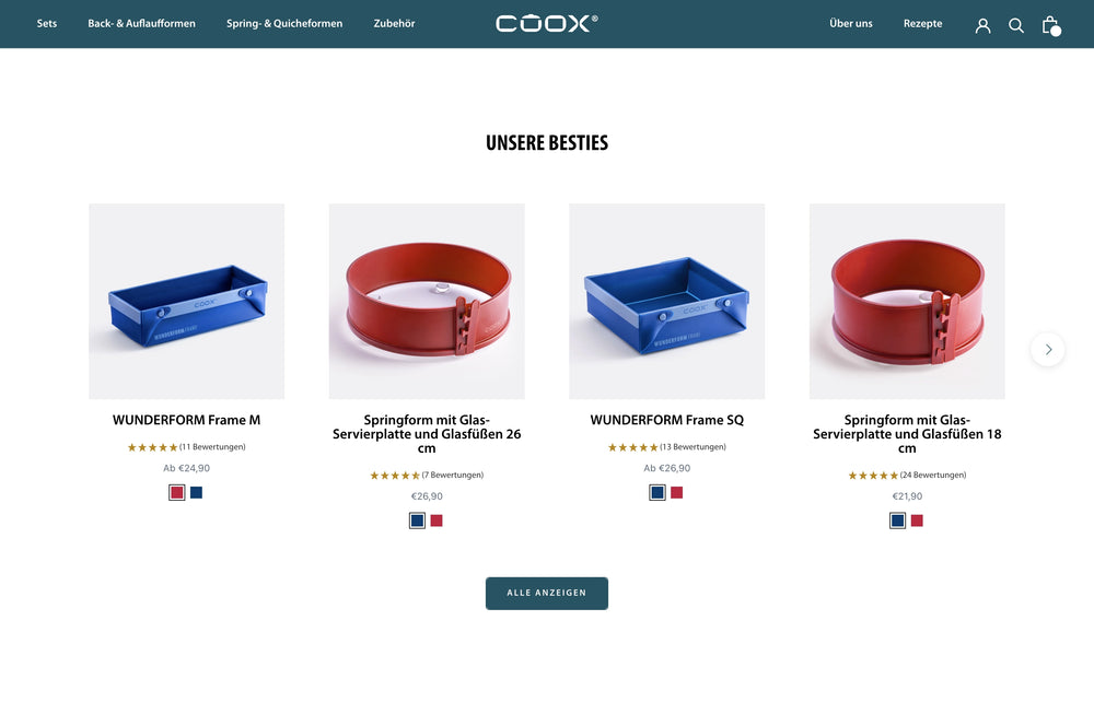 Vier Backformen in Blau und Rot mit Preisangaben und Sternebewertungen.