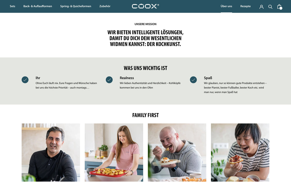 Vier Personen essen nacheinander auf einer Website; darunter Text zur Mission der Firma.