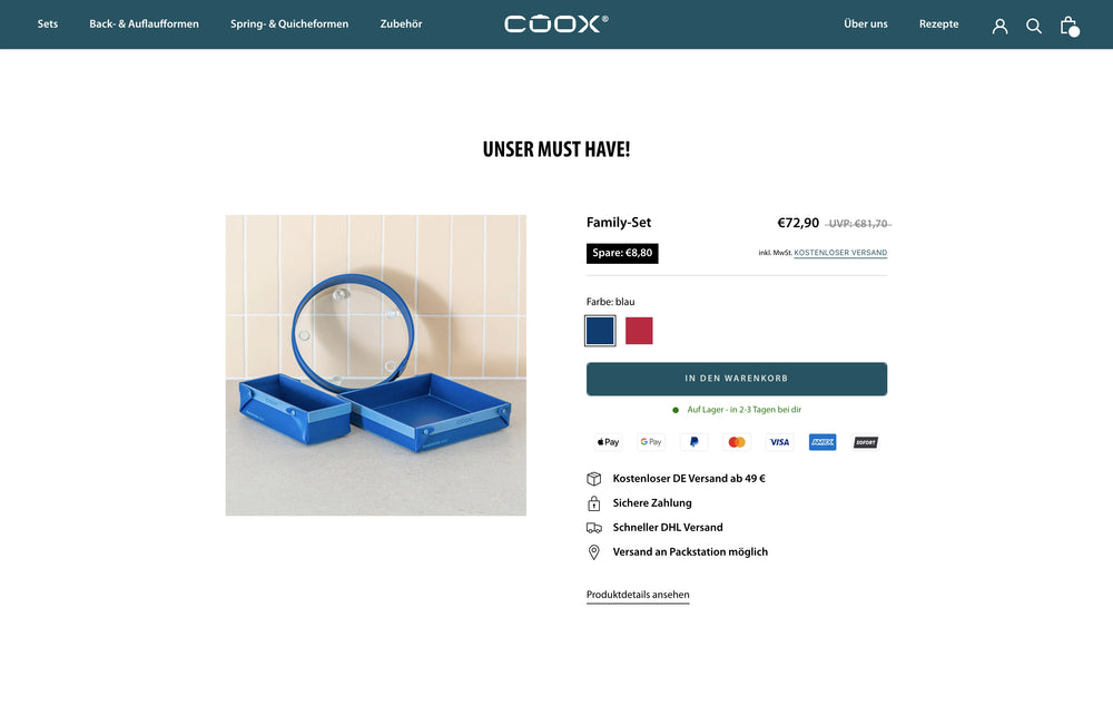 Blaues Backformen-Set mit Preisangabe und Kaufoptionen auf beigem Hintergrund.