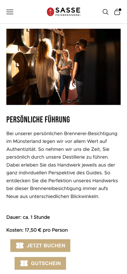 Persönliche Führung durch Brennerei für €17,50 pro Person, Bild von Personen bei Fässern.
