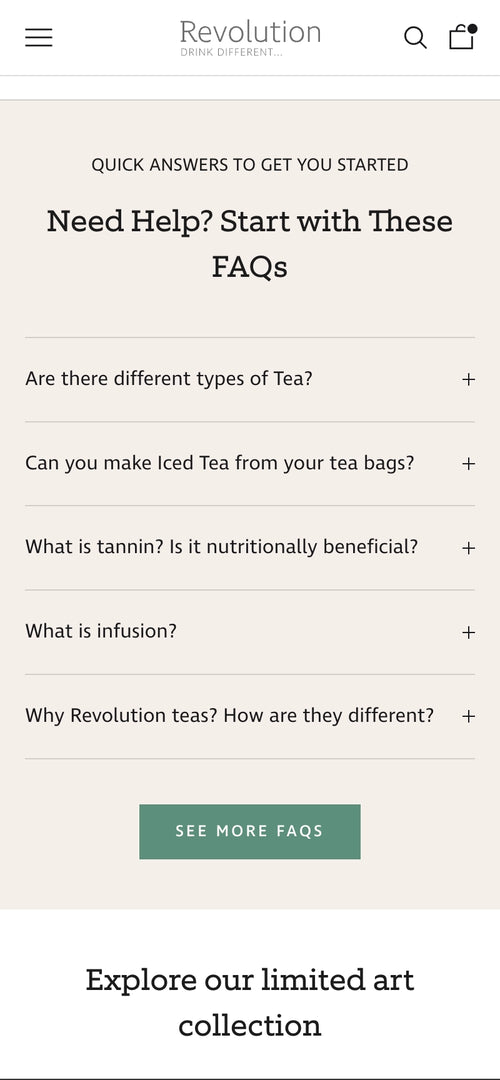 Beige Seite mit FAQ-Titeln zu Tee. Knöpfe, um mehr anzuzeigen.