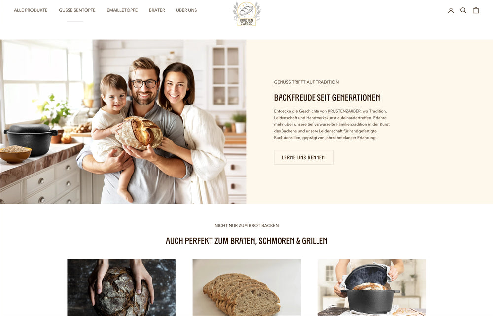 Lächelnde Familie in heller Küche mit Brot, Informationen über Traditionen daneben.