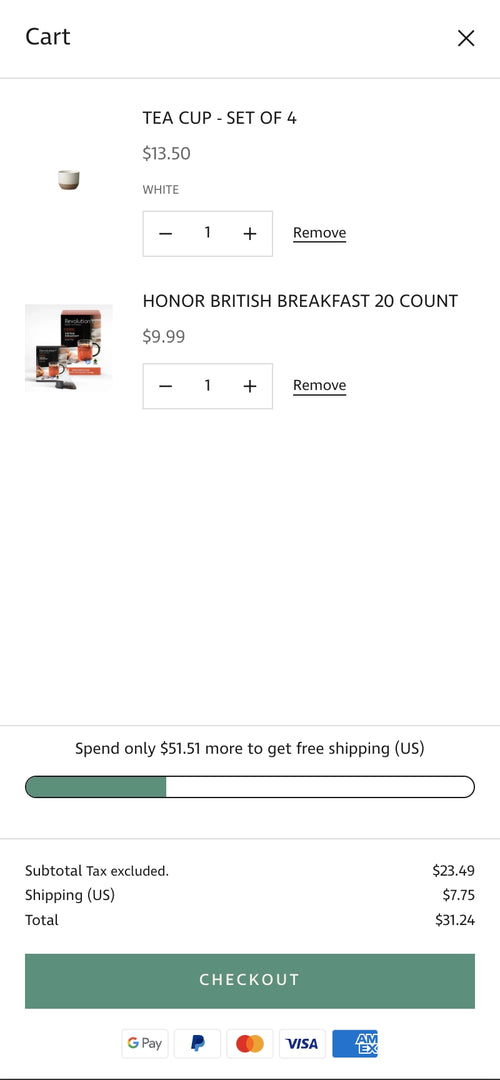 Einkaufswagen zeigt Tee-Set aus 4 Tassen und Teepackung mit Preisen und Versandkosten.